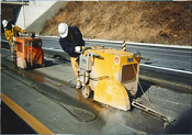 道路カッター工事 アスファルト切断の写真